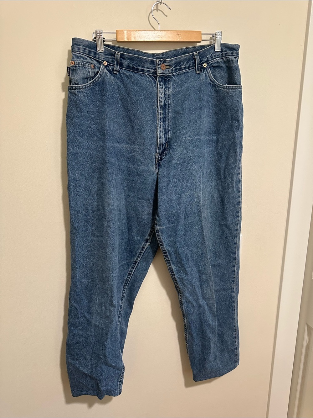 Vintage 80s Chic Women’s Mom Jeans